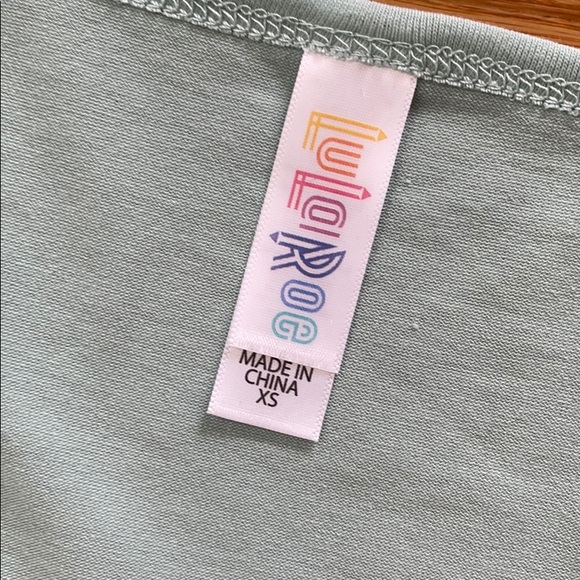 LulaRoe Lynnae XS - Picture 3 of 3